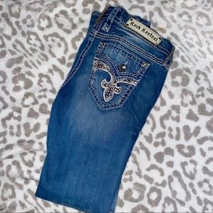 ✨ LIGHT WASHED, BLING STRAIGHT LEG ROCK REVIVALS ✨